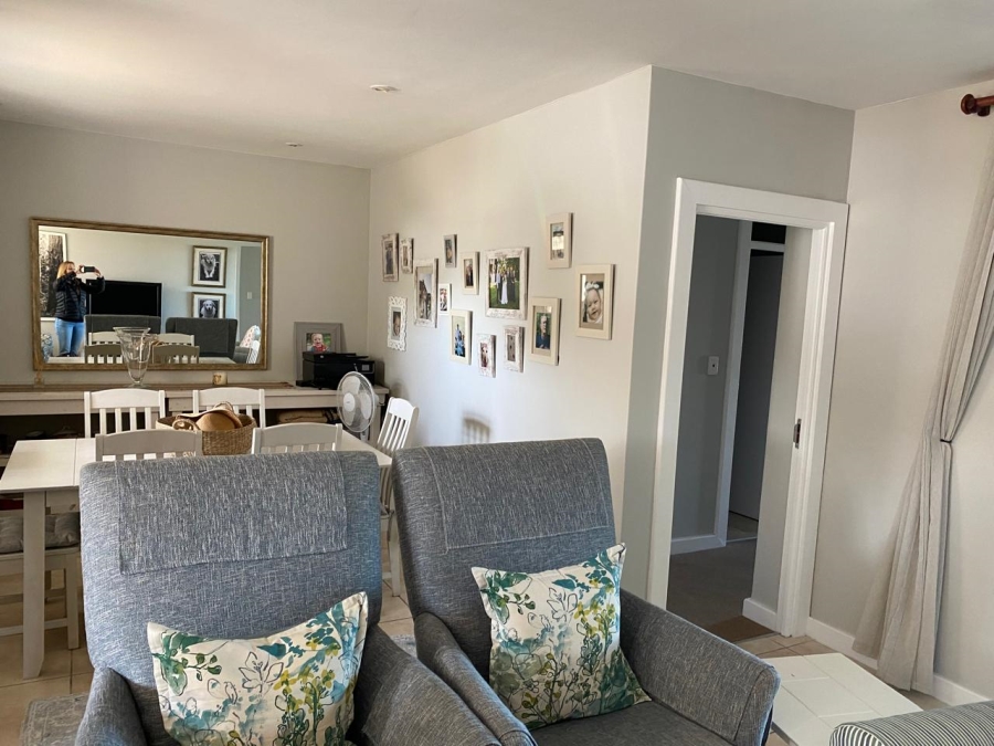 3 Bedroom Property for Sale in Thulana Hill Western Cape